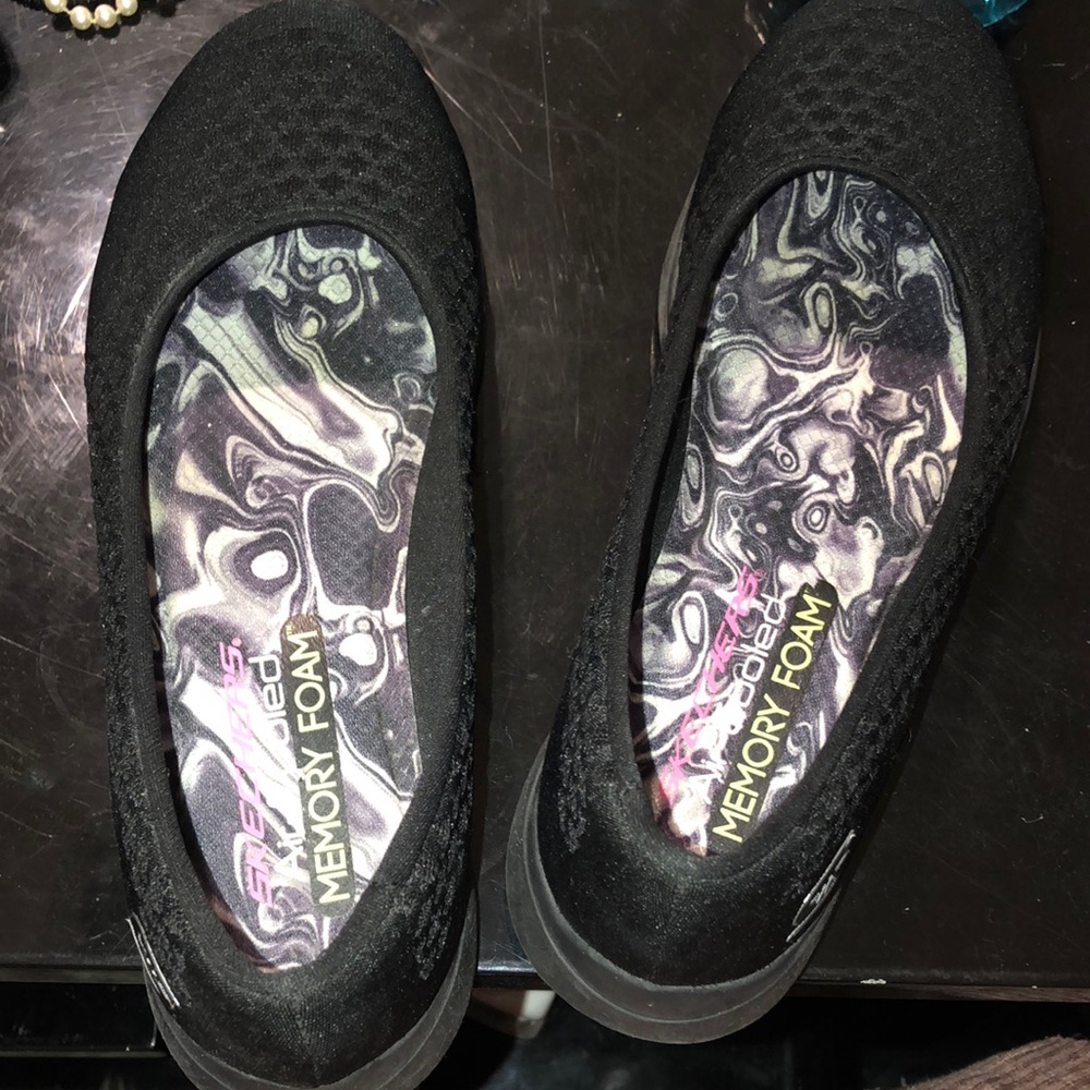 Skechers~Air Cooled Memory Foam~ Women's Black Me… - image 6
